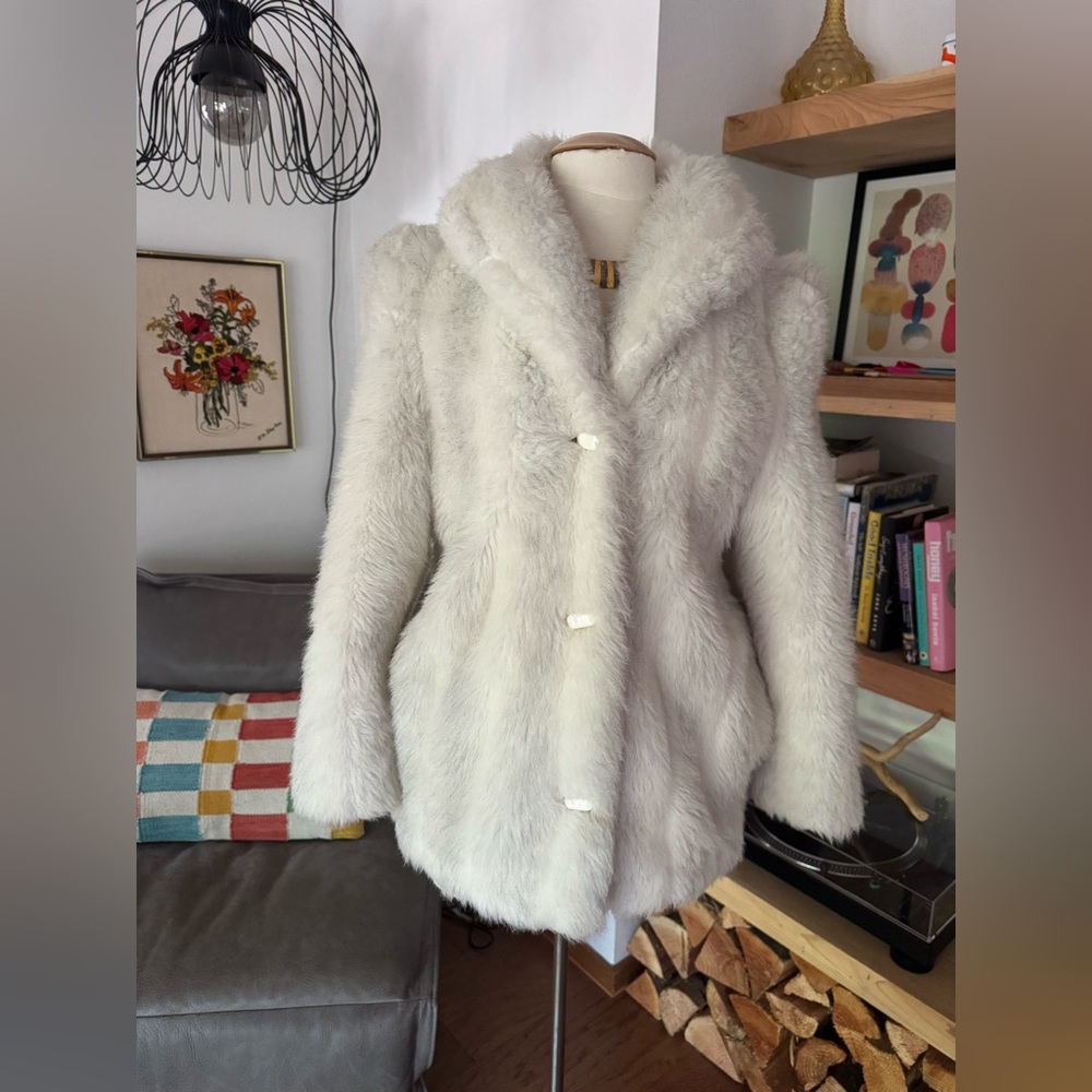 Plush Teddy Faux Fur Coat in Cream